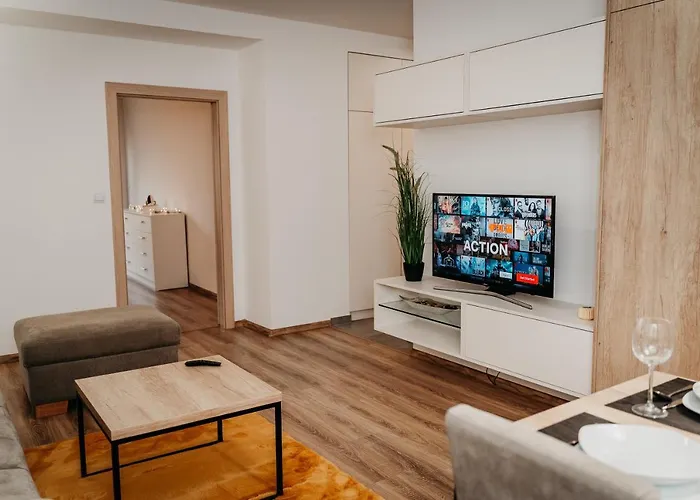 Old Town Center 2 - Private Parking Included Apartman