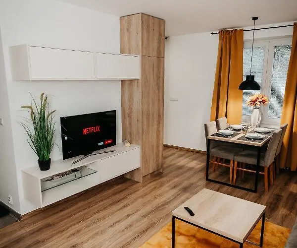 Old Town Center 2 - Private Parking Included Apartman Kassa